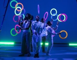 A Circus Family Comes Home