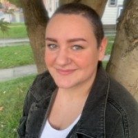 51722743_headshot_fall_2020_profile