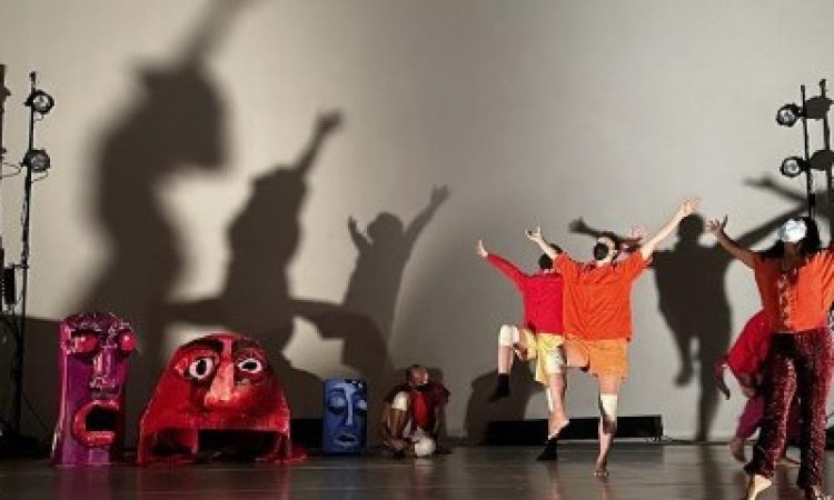 Photo: Steve Surgalski